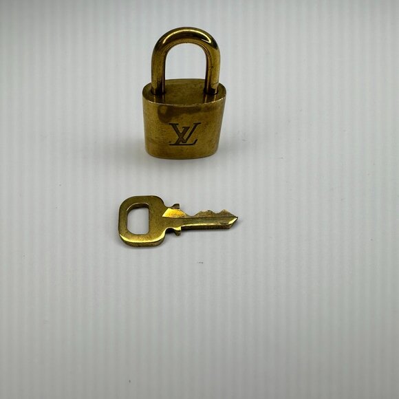 Authentic LV Lock & Key #312 - Picture 3 of 5